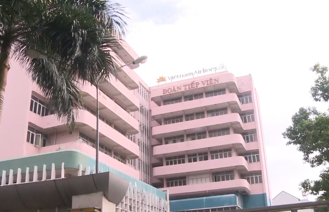 tiep vien lam lay lan covid 19 vu viec rat nghiem trong truy trach nhiem cua vietnam airlines