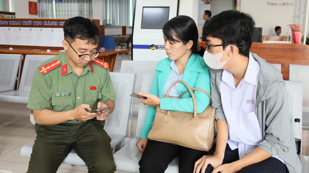 mat tran dong gop hon nua trieu y kien vao du thao van kien dai hoi xiv cua dang