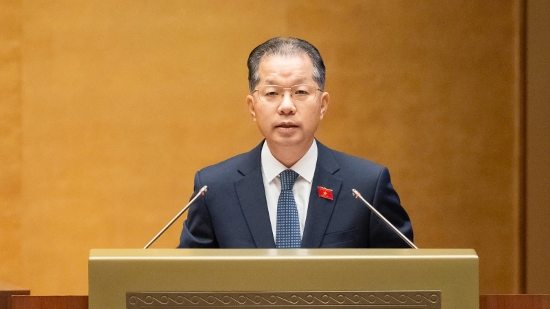 Việc xét xử các vụ án tham nhũng, tiêu cực được tiến hành nghiêm minh