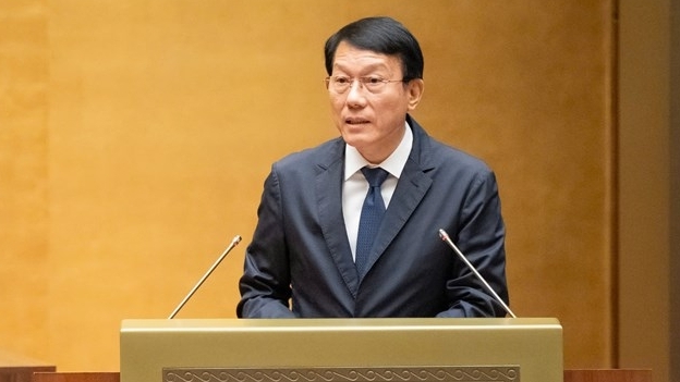 Quốc hội chốt ô tô kinh doanh vận tải không phải lắp ghế an toàn cho trẻ em