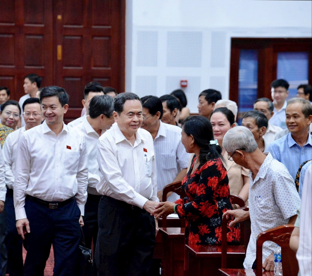 Không để quyền lợi người dân bị “mắc kẹt” vì thủ tục hành chính Không để quyền lợi người dân bị “mắc kẹt” vì thủ tục hành chính