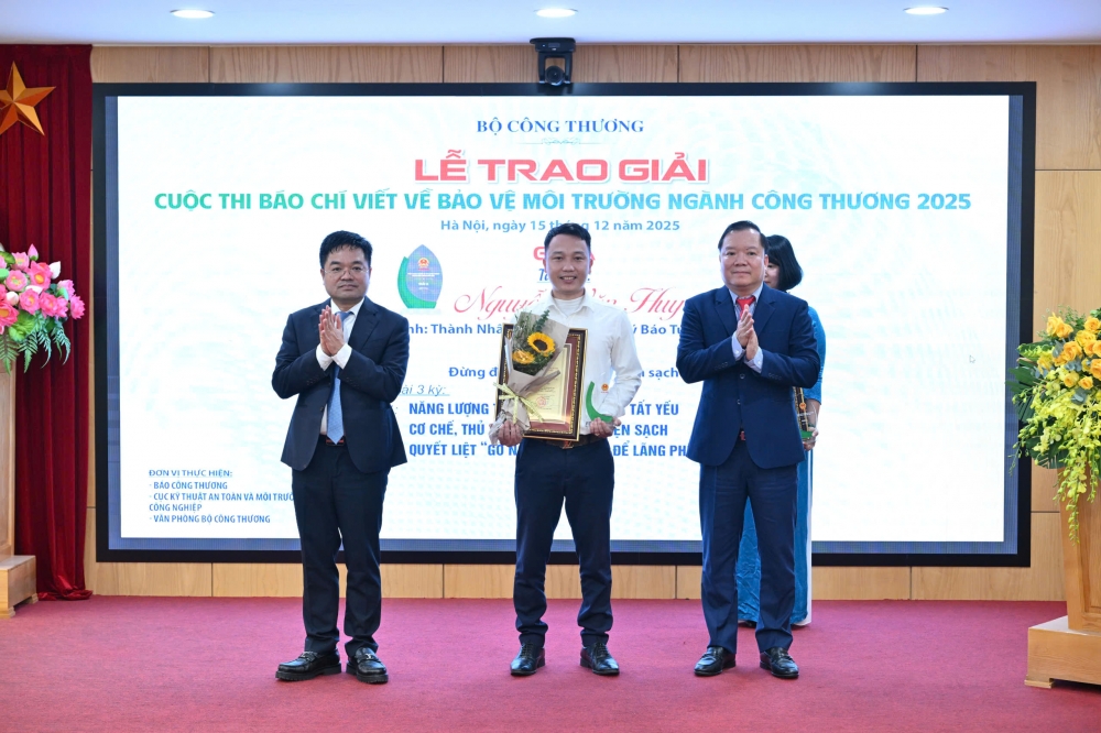 Báo Tuổi trẻ Thủ đô đoạt giải A Giải báo chí viết về môi trường ngành Công thương 2025 Báo Tuổi trẻ Thủ đô đoạt giải A Giải báo chí viết về môi trường ngành Công thương 2025