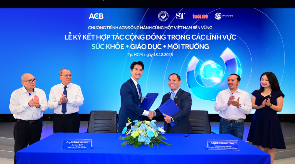Ngân hàng ACB hỗ trợ bệnh nhi ung thư và học sinh sinh viên nghèo vượt khó Ngân hàng ACB hỗ trợ bệnh nhi ung thư và học sinh sinh viên nghèo vượt khó