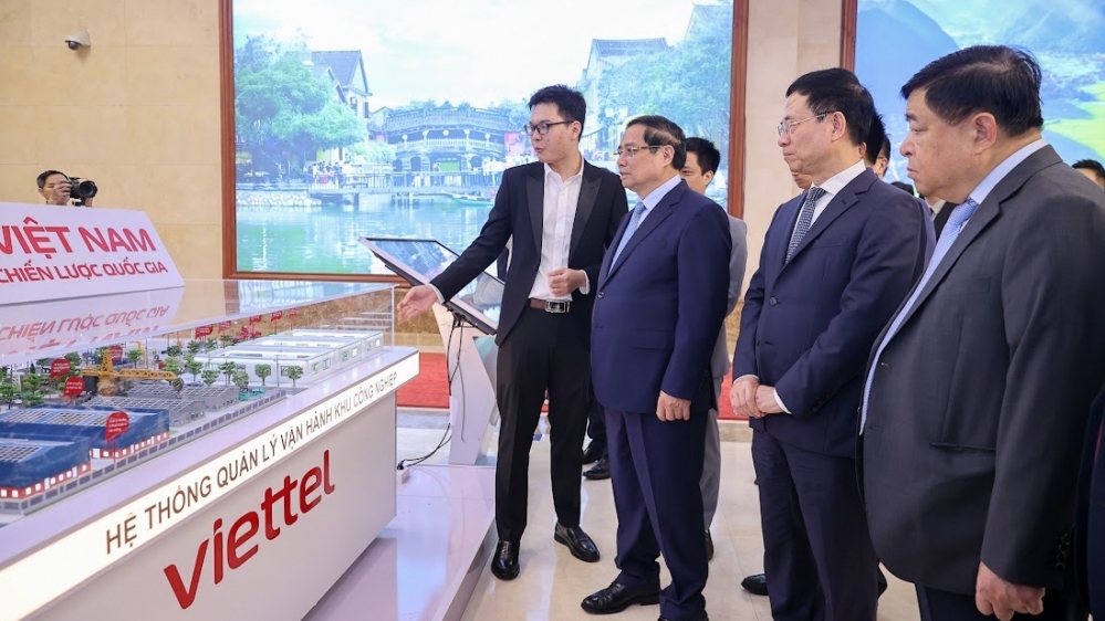 Kinh tế số và xã hội số không còn là lựa chọn mà là con đường tất yếu