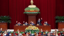 Trung ương cho ý kiến hoàn thiện báo cáo công tác nhân sự khoá XIV