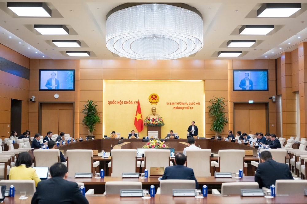 Giá cả leo thang cuối năm gây áp lực lớn cho người lao động và người nghỉ hưu