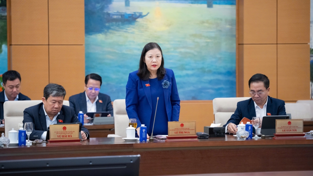 Giá cả leo thang cuối năm gây áp lực lớn cho người lao động và người nghỉ hưu