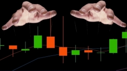 co phieu cong ty create capital viet nam bi thao tung gia