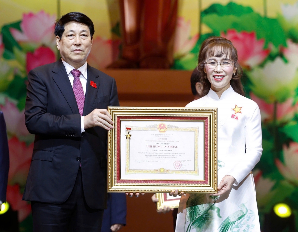 Nhiều doanh nhân được phong tặng danh hiệu Anh hùng Lao động Nhiều doanh nhân được phong tặng danh hiệu Anh hùng Lao động