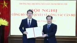 ong nguyen hoang truong duoc chi dinh lam chu tich hdnd phuong cua nam