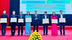 mot nam dac biet cua xa moi thanh lap mang ten o dien