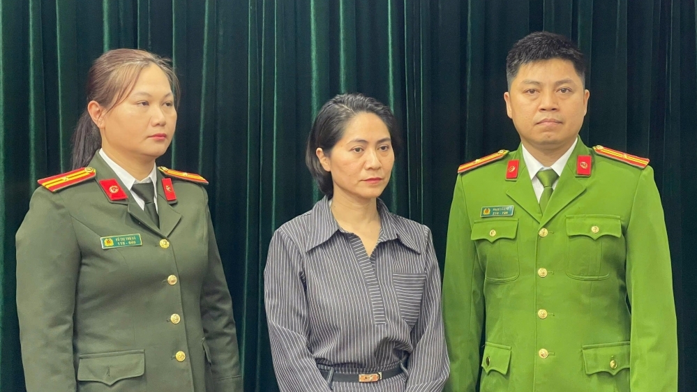 Vụ hủy show “Về đây bốn cánh chim trời”: Nữ Giám đốc sự kiện khai gì?