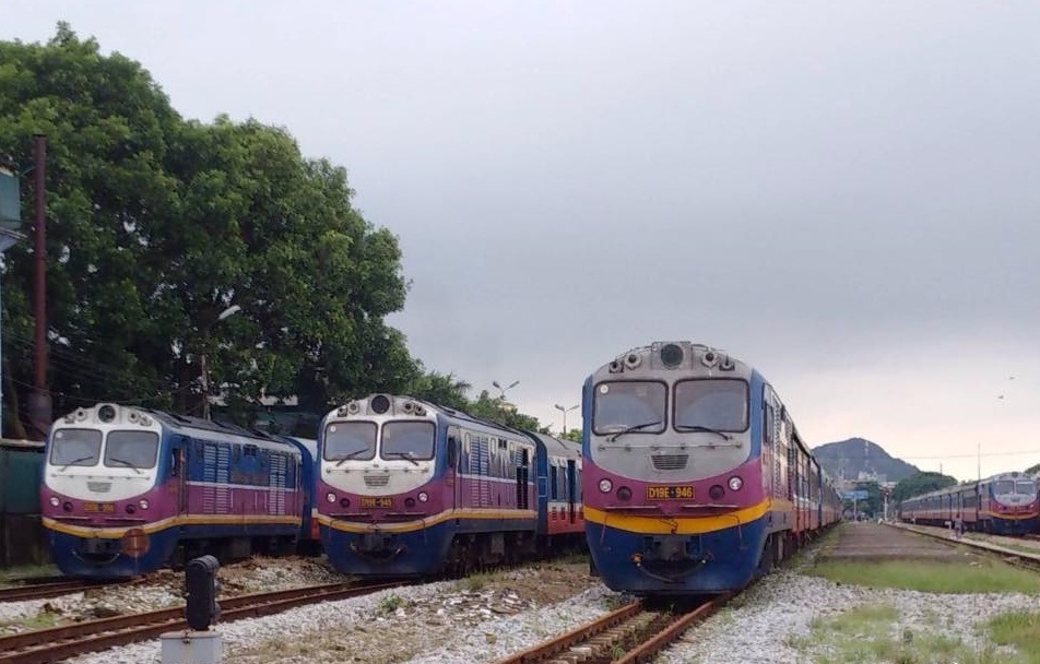 Hàng không, đường sắt tăng chuyến phục vụ người dân đi lại dịp Tết Dương lịch