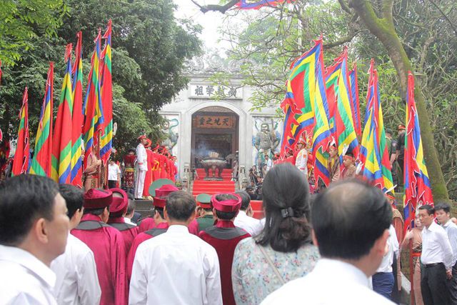 chu tich quoc hoi dang huong tuong nho cac vua hung