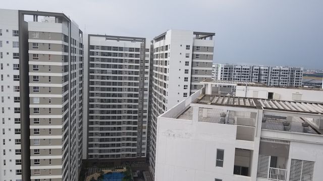 Phí bảo trì chung cư, miếng mồi béo bở để các bên xâu xé