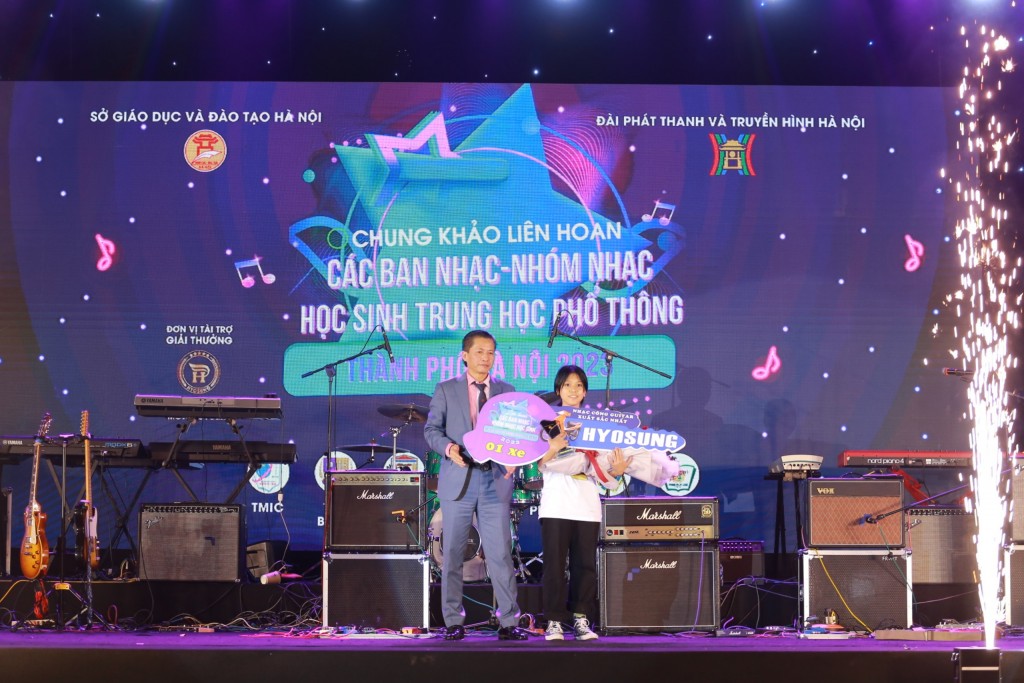 Trường THPT Việt Đức giành ngôi Quán quân Liên hoan các ban, nhóm nhạc học sinh THPT Hà Nội 2023
