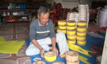 Làng nghề khăn xếp Nam Định vào vụ Tết