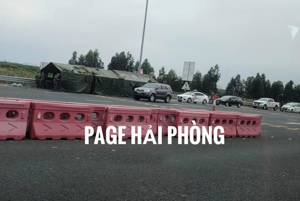Lực lượng chức năng bắt đầu thiết lập chốt kiểm soát tại cầu Bạch Đằng