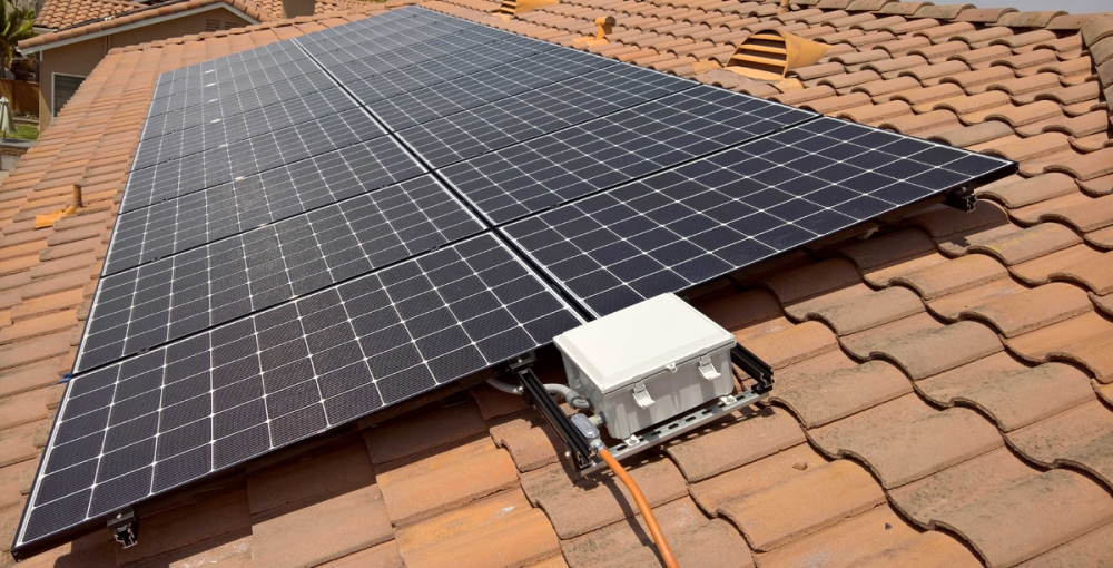 TP Hà Nội triển khai lắp điện mặt trời trên mái chợ Đồng Xuân