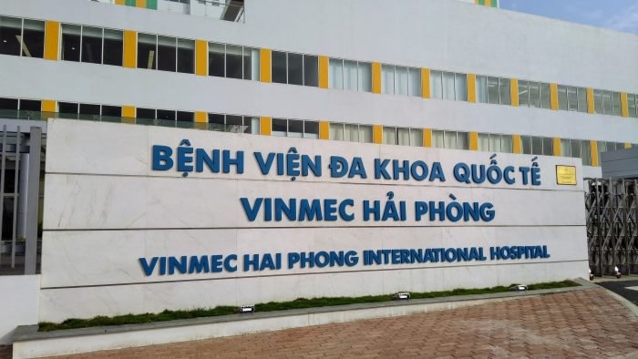 Chiều 24/3, thấy sức khỏe không tốt, cả hai người đến Bệnh viện Vinmec Hải Phòng làm xét nghiệm