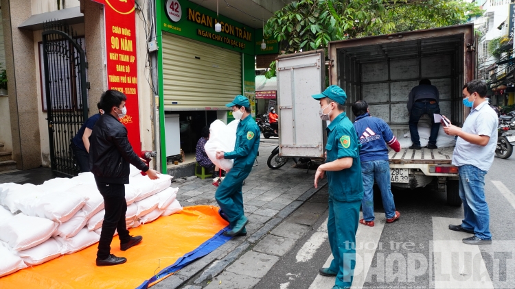 phuong hang gai phat hon 3 tan gao toi tung ho dan