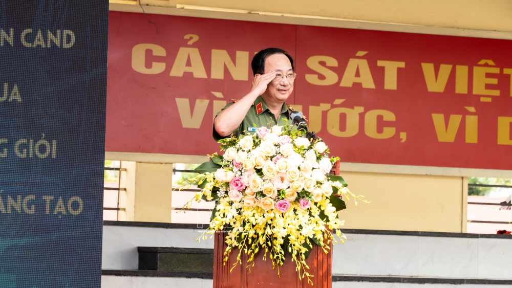 Thứ trưởng Bộ Công an Nguyễn Văn Thành phát biểu tại buổi lễ