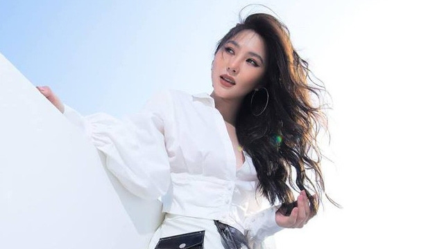 Hương Tràm tuyên bố ngừng đi hát vài năm