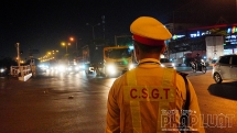 Lực lượng CSGT Hà Nội gặp nhiều khó khăn khi kiểm soát xe quá khổ, quá tải