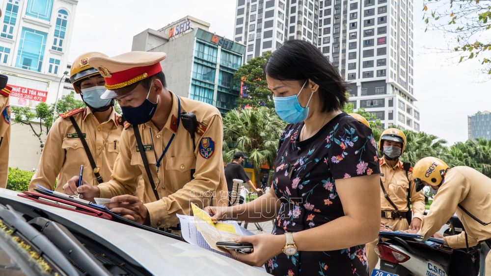 Người vi phạm viện lý do mong CSGT 