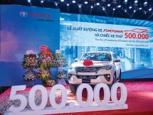 Toyota miệt mài cho ngôi vương