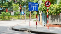 Bất cập biển báo tại nút giao Kim Mã - Vạn Bảo