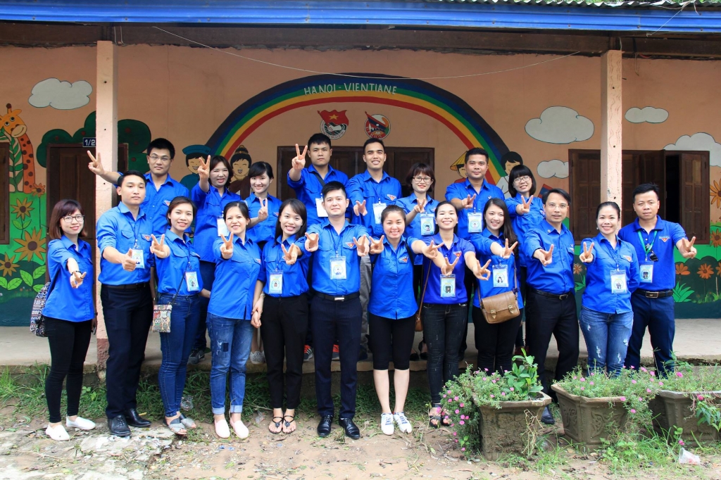 Thanh niên tình nguyện Thủ đô Hà Nội tại Viêng Chăn