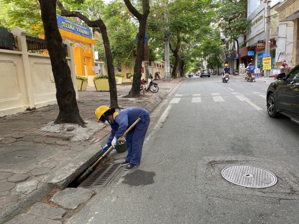 Tăng cường nạo vét, sửa chữa hệ thống thoát nước phục vụ các điểm thi tốt nghiệp THPT