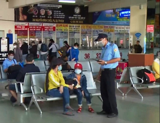 Hà Nội có 20 trường hợp liên quan đến ca F0 trốn viện