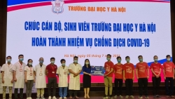 350 sinh vien dh y ha noi len duong tham gia phong chong dich tai binh duong