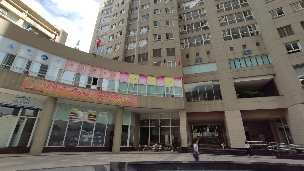 Tăng cường phòng, chống trẻ em bị rơi, ngã ở khu chung cư, nhà cao tầng Tăng cường phòng, chống trẻ em bị rơi, ngã ở khu chung cư, nhà cao tầng