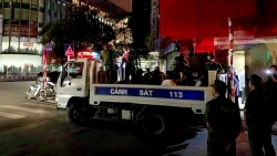 Phạt 54 triệu đồng 27 khách hát karaoke trong mùa dịch