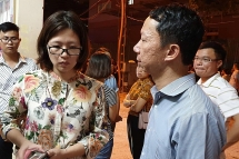 Cha cháu bé yêu cầu đại diện Trường Quốc tế Gateway khai báo trung thực