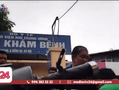 Xe ôm bảo kê, đánh tài xế Grab trước cổng bệnh viện