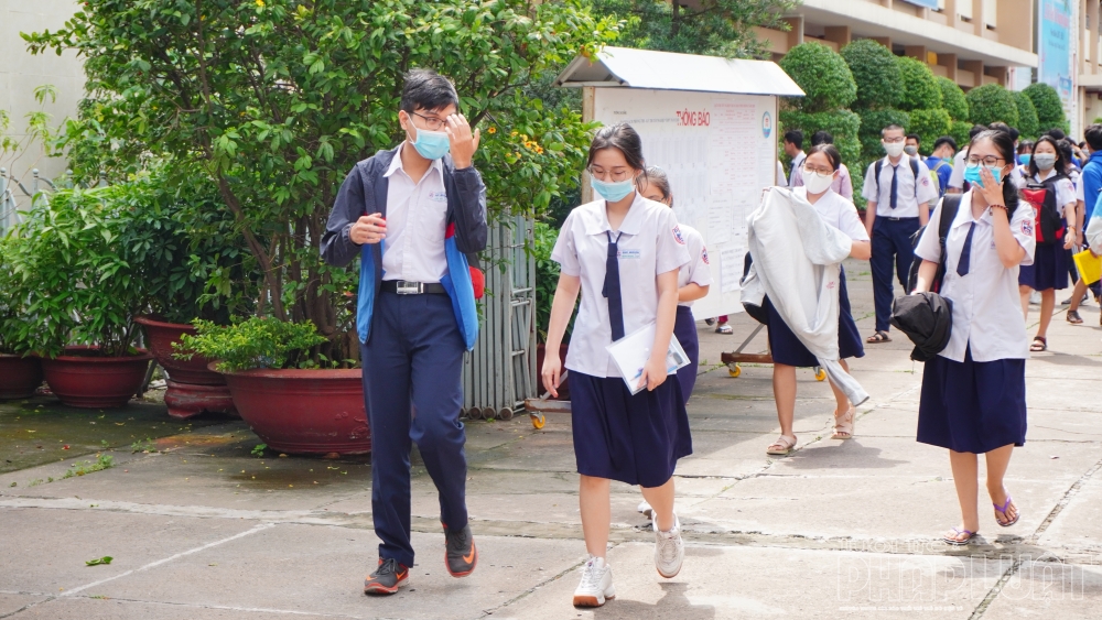 TP Hồ Chí Minh công bố điểm chuẩn tuyển sinh vào lớp 10 2438 dsc03760