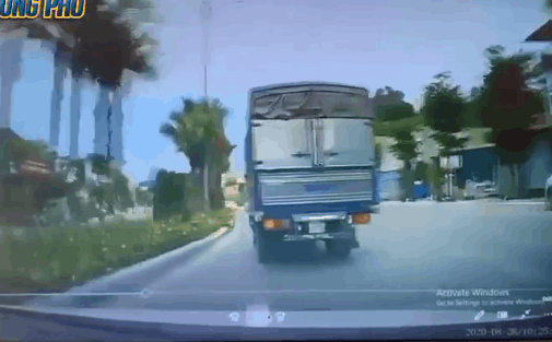 Xe tải gây tai nạn rồi bỏ chạy ở Quảng Ninh