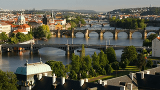 Vì sao các thành phố châu Âu không xây nhiều nhà chọc trời như Mỹ