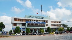 hai phong tam dung ben xe cau rao de thi cong cau 2200 ty