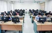 Thi THPT bằng máy tính liệu có khả thi?