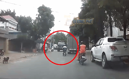 Vượt xe tải, nữ sinh suýt lao vào xe ben ngược chiều