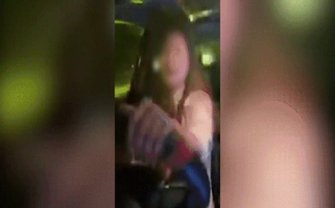 Nữ tài xế livestream đòi tông bất cứ ai cản đường