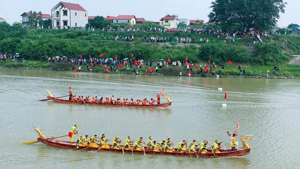 Lễ hội bơi chải làng Tiếu Mai được công nhận là Di sản văn hoá phi vật thể quốc gia