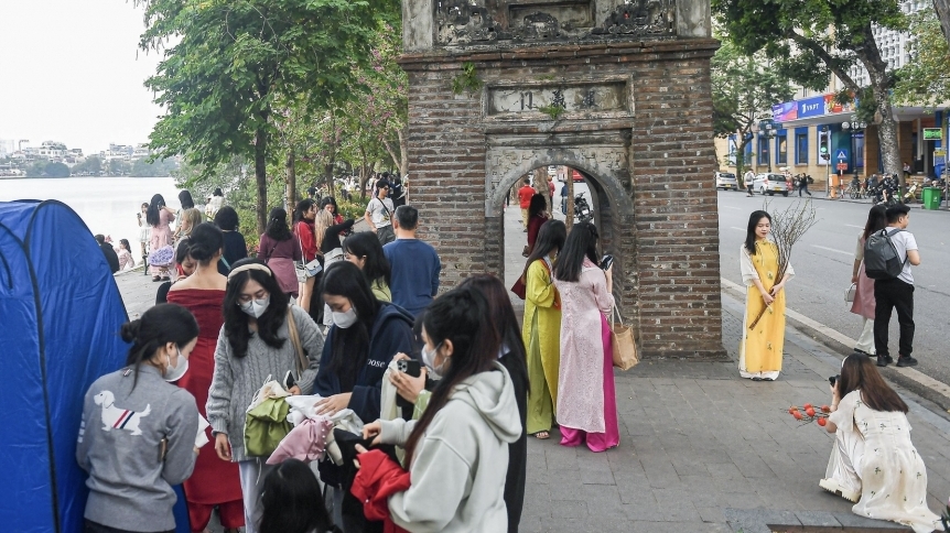 Những nghề “vào mùa” giúp giới trẻ tăng tốc thu nhập dịp cận Tết