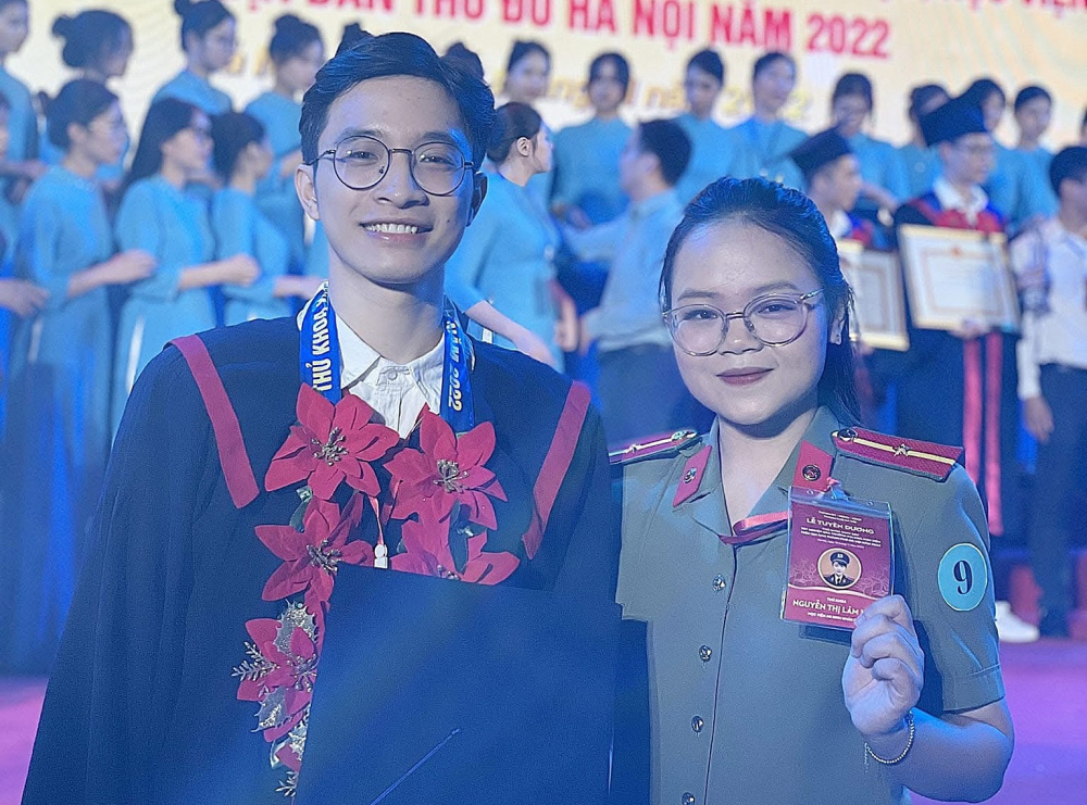 Từ học sinh trường huyện đến bác sĩ nội trú xuất sắc của Đại học Y Hà Nội