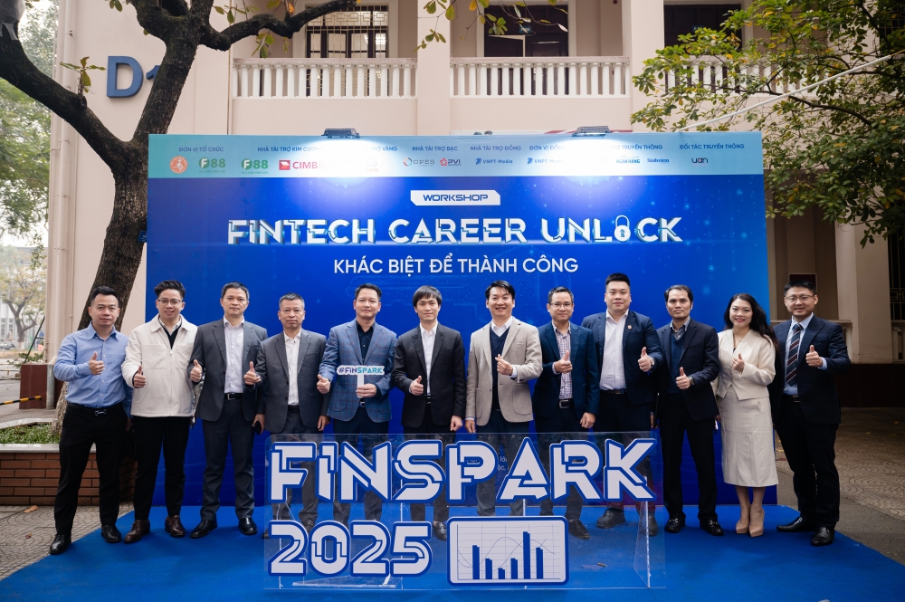 FINSPARK - Bệ phóng sáng tạo cho các tài năng trẻ chính thức được khởi động FINSPARK - Bệ phóng sáng tạo cho các tài năng trẻ chính thức được khởi động